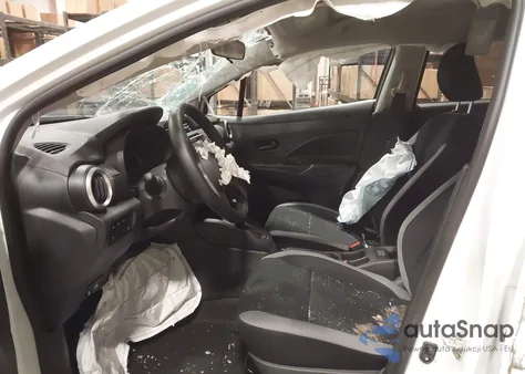 2025 Nissan Versa 1.6 S z USA, uszkodzony, nr VIN 3N1CN8DV2SL878525